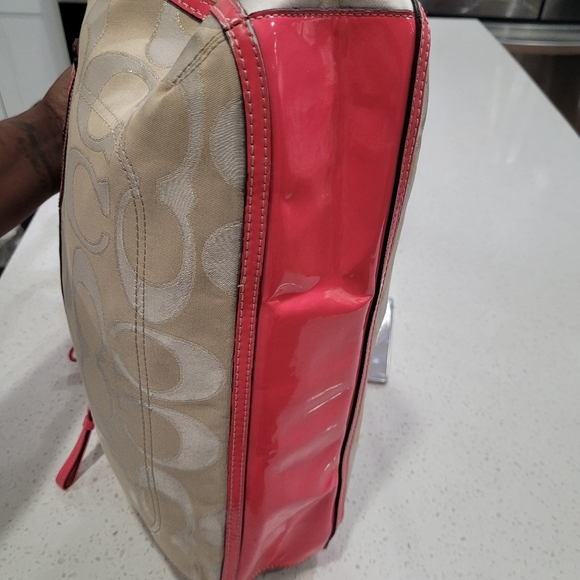 🔹️COACH 🔹️ metallic signature sateen tote ✨️🩷[ With Flaws] - Picture 15 of 17